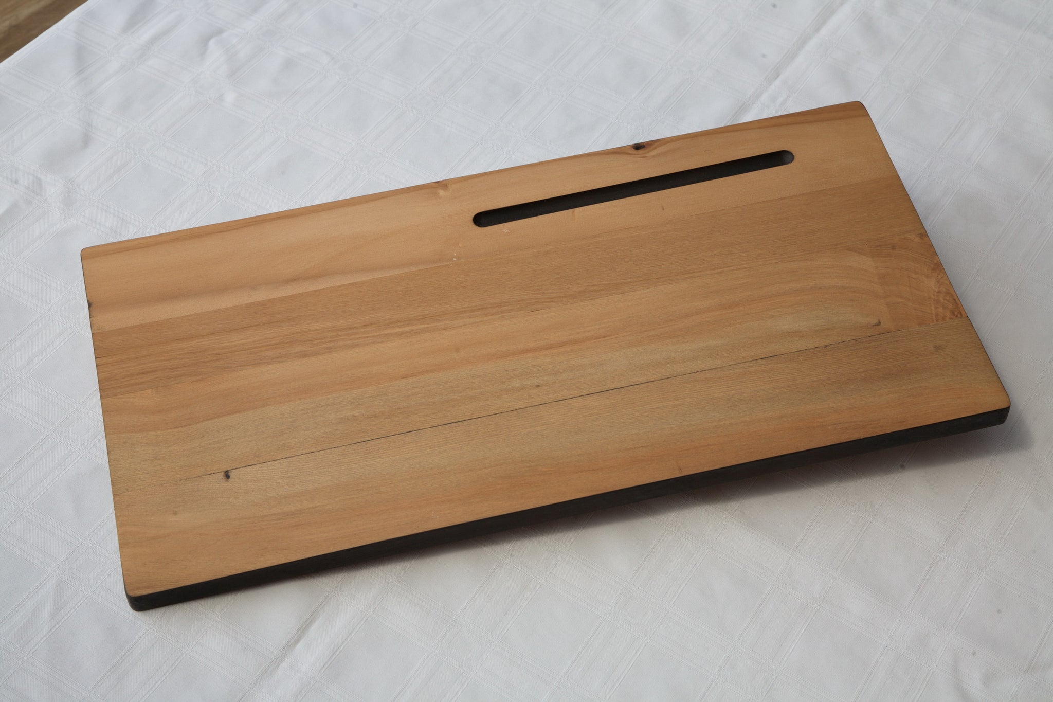 Medium Rimu Board with Indent