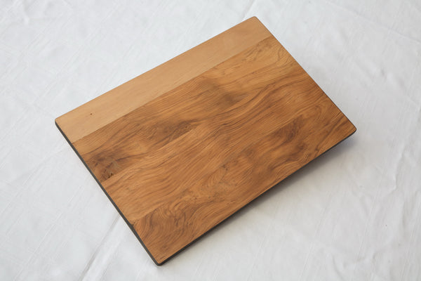 Medium Rimu Board